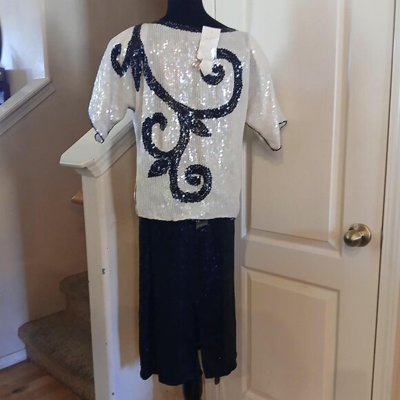 NWT vintage 1980s handmade silk and sequin blouse and skirt set size small - Picture 2 of 8